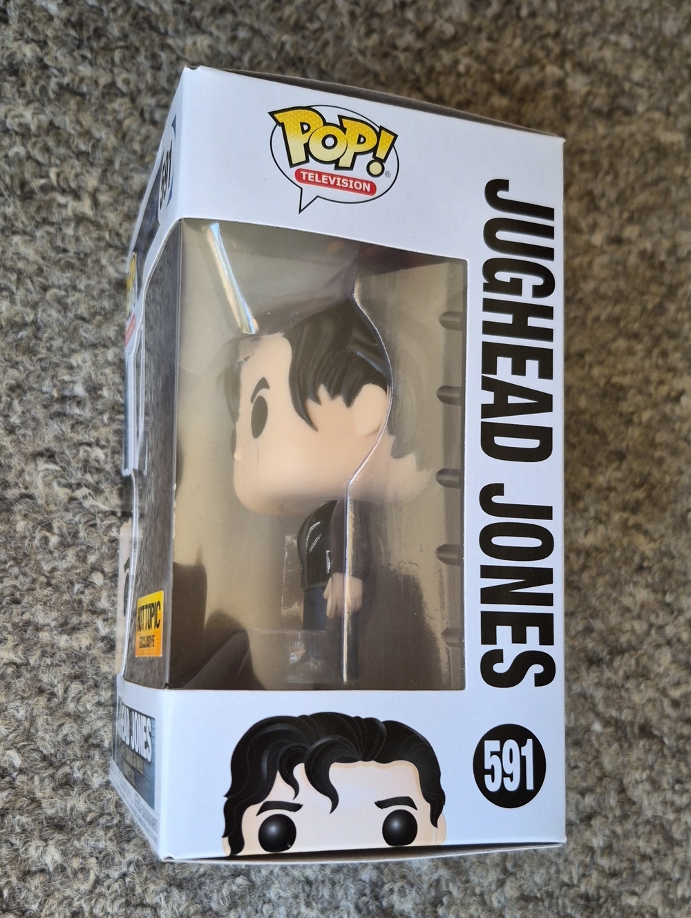 Funko Pop Vinyl Figure - Riverdale, Jughead Jones - Television (HOT TOPIC #591) - Picture 3 of 5